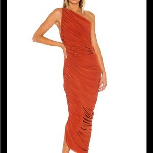 Norma Kamali Diana Gown in Cinnamon